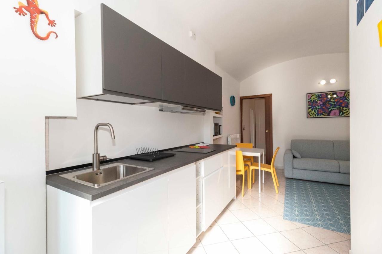 Ferienwohnung Colourful Flat San Donato Turin Exterior foto