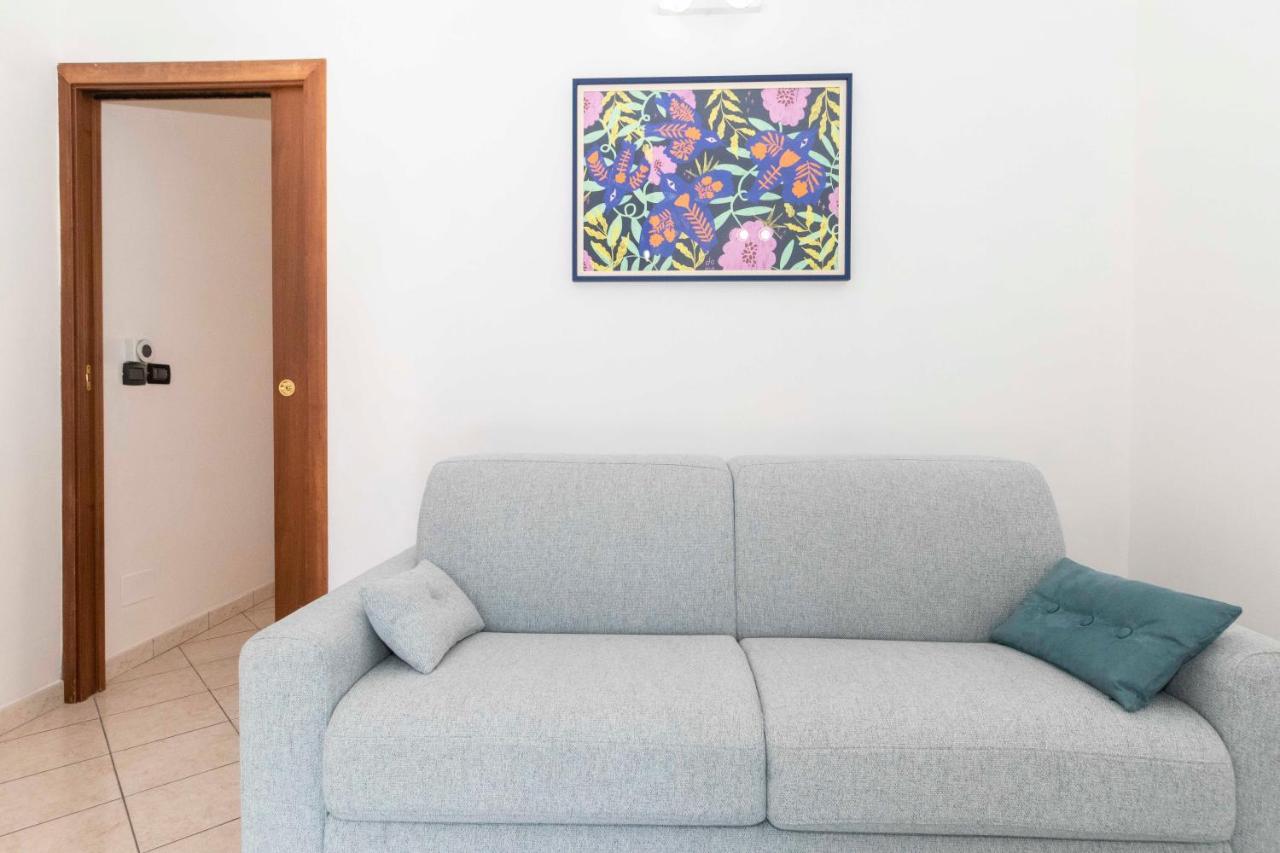 Ferienwohnung Colourful Flat San Donato Turin Exterior foto